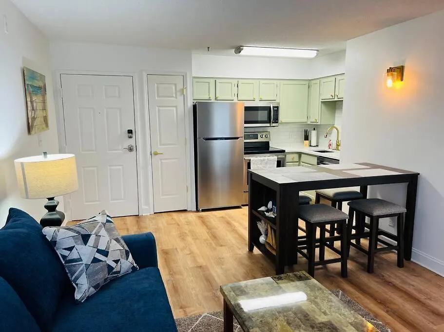 Tommy Bahama 1 Bedroom-Walk To Restaurants ,Pool-3Mi Beach! Destin 0*,