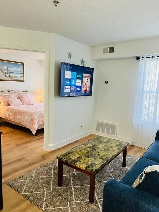 Tommy Bahama 1 Bedroom-Walk To Restaurants ,Pool-3Mi Beach! Destin 0*,  United States